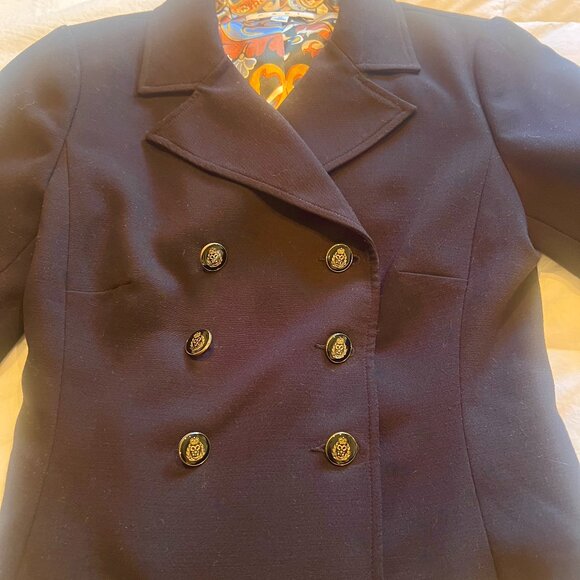 CAbi Navy, Double Breasted jacket, size 0 with beautiful detail - Picture 3 of 10